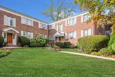 44 Nathan Hale Drive #58A, Huntington, NY 11743 - Photo 2