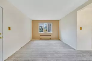 44 Nathan Hale Dr, Huntington, NY 11743 - Photo 8