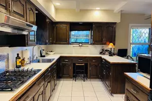 187 Moore Ave, Freeport, NY 11520 - Photo 26