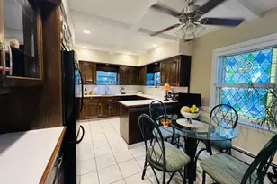 187 Moore Ave, Freeport, NY 11520 - Photo 24