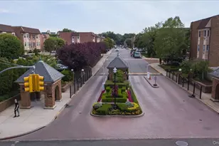 208-06 Robert Rd, Bayside, NY 11360 - Photo 26