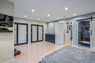 208-06 Robert Road #2, Bayside, NY 11360 - Photo 4