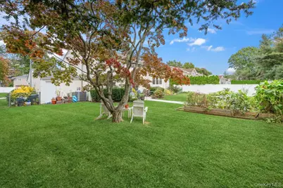 8 Duke Place, Glen Cove, NY 11542 - Photo 20