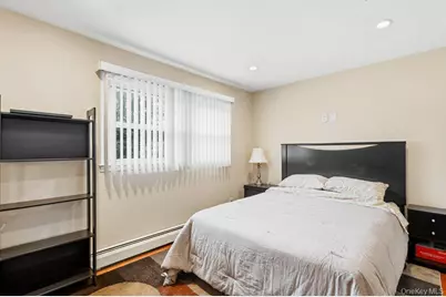 8 Duke Place, Glen Cove, NY 11542 - Photo 14