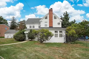 52-50 Little Neck Pkwy, Little Neck, NY 11362 - Photo 2