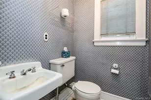 52-50 Little Neck Pkwy, Little Neck, NY 11362 - Photo 22