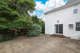 52-50 Little Neck Pkwy, Little Neck, NY 11362 - Photo 38