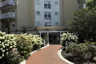 2-60 Beach 81st St, Rockaway Beach, NY 11693 - Photo 4