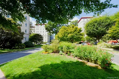 4 Park Lane #4B, Mount Vernon, NY 10552 - Photo 14