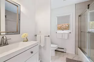 4 Wooded Ln, Hampton Bays, NY 11946 - Photo 10