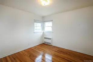 7-07 147th St, Whitestone, NY 11357 - Photo 20