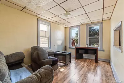 9428 112th Street, Richmond Hill, NY 11419 - Photo 18