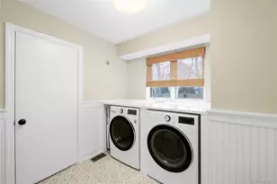 70 Tanners Neck Ln, Westhampton, NY 11977 - Photo 16