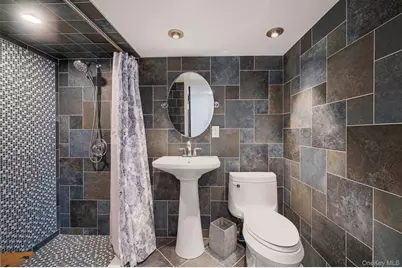 1821 E 34th Street, Brooklyn, NY 11234 - Photo 32