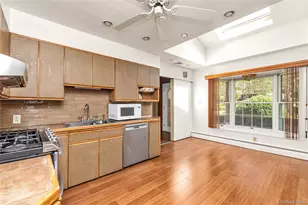 42 Oakledge Dr, East Northport, NY 11731 - Photo 10