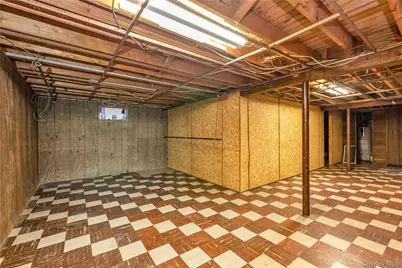 42 Oakledge Drive, East Northport, NY 11731 - Photo 18