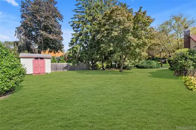 42 Oakledge Drive, East Northport, NY 11731 - Photo 4