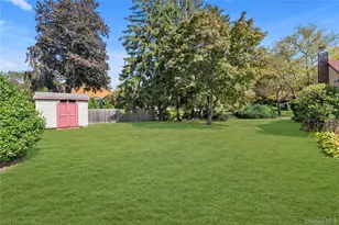 42 Oakledge Dr, East Northport, NY 11731 - Photo 4