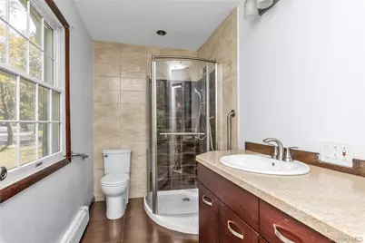 42 Oakledge Drive, East Northport, NY 11731 - Photo 14