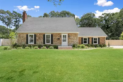 16 Pin Oak Lane, Westhampton Beach, NY 11978 - Photo 34