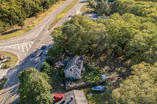 108 Patchogue-Yaphank Rd, Yaphank, NY 11980 - Photo 32