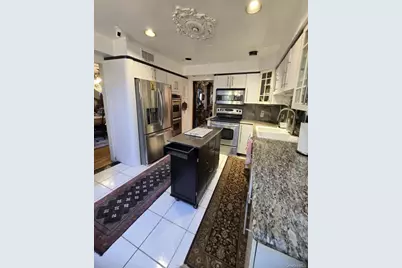 542 Hemlock Drive, Cedarhurst, NY 11516 - Photo 6