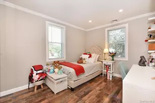 119 Sheridan Ave, Williston Park, NY 11596 - Photo 14