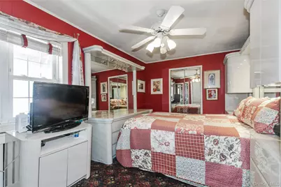 548 E State Street, Long Beach, NY 11561 - Photo 18