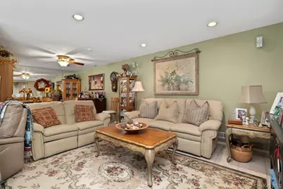 193 Gothic Circle, Manorville, NY 11949 - Photo 8