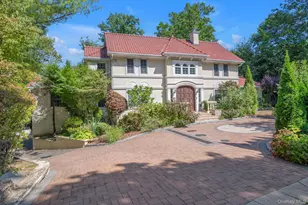 87 Arleigh Rd, Great Neck, NY 11021 - Photo 2