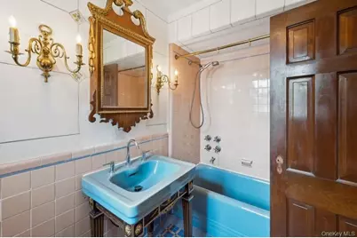 29-37 168 Street, Flushing, NY 11358 - Photo 20