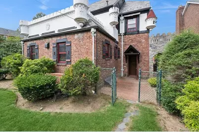 29-37 168 Street, Flushing, NY 11358 - Photo 4