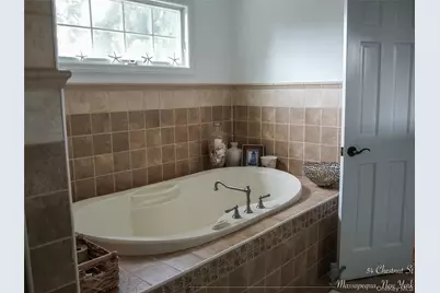 54 Chestnut Street, Massapequa, NY 11758 - Photo 36