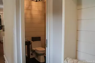 54 Chestnut St, Massapequa, NY 11758 - Photo 18