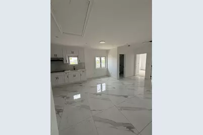 3-24 125th Street, College Point, NY 11356 - Photo 10