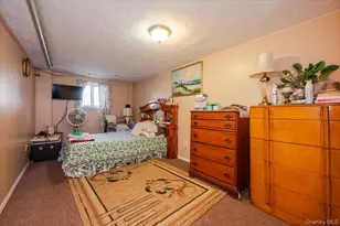 1181 Grenada Pl, Bronx, NY 10466 - Photo 18