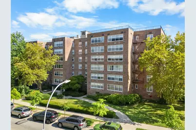 1865 211 Th Street #5E, Bayside, NY 11360 - Photo 2