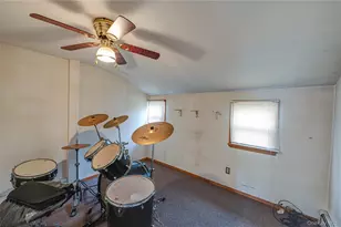 79 Woodrow Pkwy, Babylon, NY 11702 - Photo 14