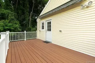 98 Albany St, Poughkeepsie, NY 12601 - Photo 16