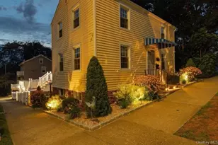 98 Albany St, Poughkeepsie, NY 12601 - Photo 2