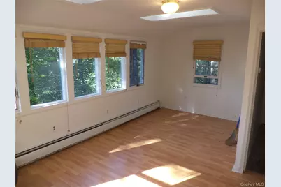 20 Oakwood Trail N, Monroe, NY 10950 - Photo 6