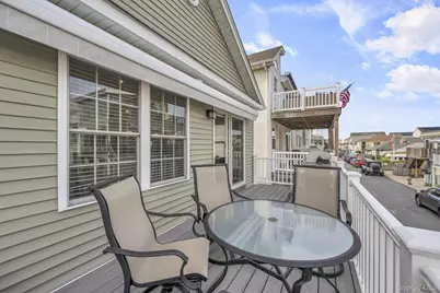 77 New Hampshire Street, Long Beach, NY 11561 - Photo 12