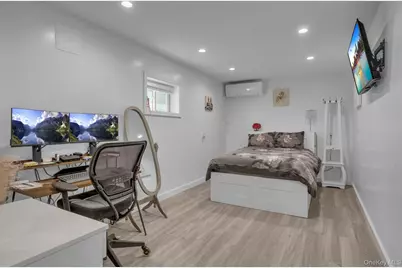 77 New Hampshire Street, Long Beach, NY 11561 - Photo 22