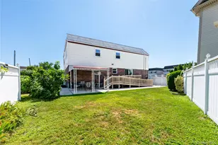 150-29 16th Rd, Whitestone, NY 11357 - Photo 2