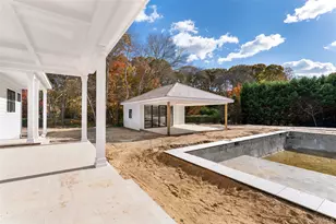 48 Whites Ln, Southampton, NY 11968 - Photo 14