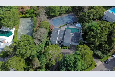 9 Peacock Path, East Quogue, NY 11942 - Photo 40