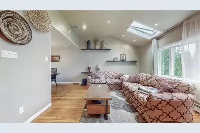 62 Summit Street, Hicksville, NY 11801 - Photo 4