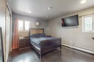 62 Summit St, Hicksville, NY 11801 - Photo 10