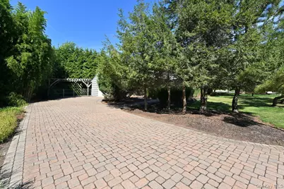 11 Deerwood Road, Spring Valley, NY 10977 - Photo 14