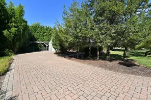 11 Deerwood Rd, Spring Valley, NY 10977 - Photo 14